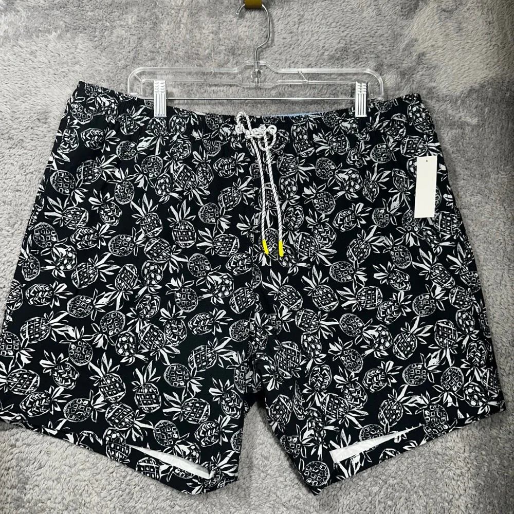 Bonobos Swim Trunks Mens XL Black White Pineapple‎ Print 7 Inch Inseam NEW